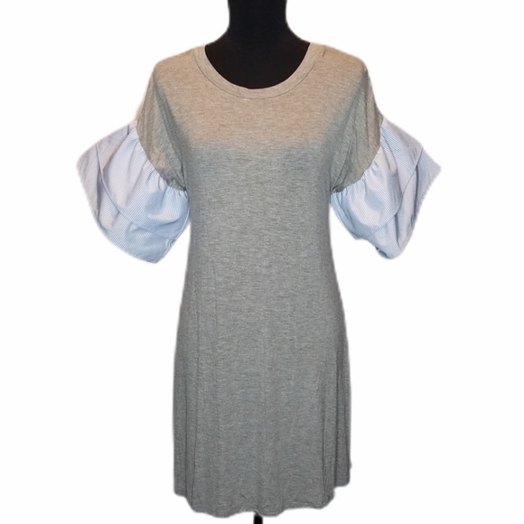 love, Fire Dresses & Skirts - Gray T-shirt Style Dress by Love, Fire.       D073